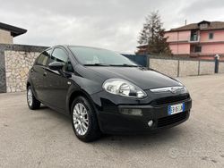 Nero Usata 2010 Fiat Grande Punto Due volumi | 3800 € (Buon prezzo)