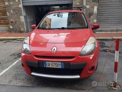 Rosso Usata 2010 Renault Clio II Tre volumi | 3500 €