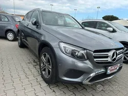 Nessuno(met.) Usata 2016 Mercedes GLC250 SUV | 23.900 € (Molto cara)