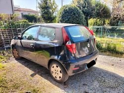 Nero Usata 2001 Fiat Punto Due volumi | 1000 €