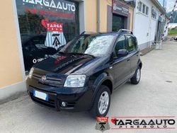 Nero Usata 2013 Fiat Panda 4x4 Climbing Due volumi | 8200 € (Buon prezzo)