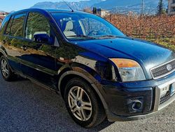 Nero Usata 2009 Ford Fusion Due volumi | 3200 € (Buon prezzo)