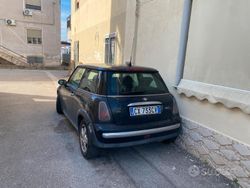 Nero Usata 2004 Mini Cooper Due volumi | 3000 € (Buon prezzo)
