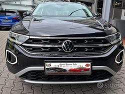 Nero Usata 2024 VW T-Roc Life SUV | 31.000 € (Molto cara)