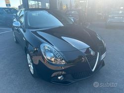 Nero Usata 2016 Alfa Romeo Giulietta Super Due volumi | 9990 € (Buon prezzo)