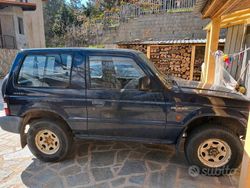 Blu Usata 1995 Mitsubishi Pajero SUV | 5000 €