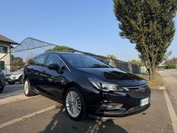 Nero Usata 2017 Opel Astra Innovation Station wagon | 9400 € (Buon prezzo)