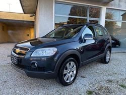 Blu/azzurro Usata 2010 Chevrolet Captiva LT SUV | 4900 € (Buon prezzo)