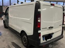 Usata 2015 Renault Trafic Monovolume | 12.000 €