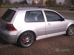 Usata 2002 VW Golf GTI Tre volumi | 18.000 €