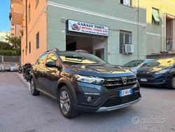 Grigio Usata 2021 Dacia Sandero Comfort Due volumi | 12.000 € (Buon prezzo)