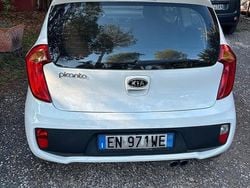 Bianco Usata 2013 Kia Picanto Urban Due volumi | 3500 € (Buon prezzo)