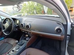 Usata 2014 Audi A3 Sportback g-tron Ambiente Due volumi | 9000 € (Buon prezzo)