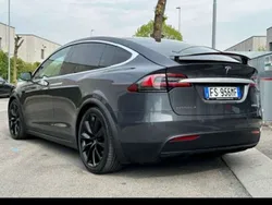 Blu/azzurro Usata 2018 Tesla Model X SUV | 46.000 €