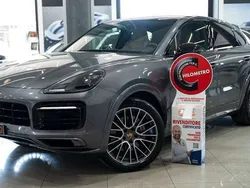 Grigio daytona metallizzato Usata 2020 Porsche Cayenne SUV | 55.999 € (Super prezzo)
