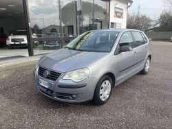 Argento Usata 2008 VW Polo United Tre volumi | 3800 € (Buon prezzo)