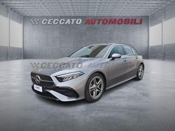 Grigio Usata 2023 Mercedes A180 AMG Line Premium Due volumi | 31.600 € (Ottimo prezzo)