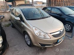 Oro Usata 2007 Opel Corsa Enjoy Tre volumi | 3500 € (Molto cara)