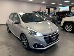 Grigio Usata 2018 Peugeot 208 Allure Due volumi | 9500 € (Buon prezzo)