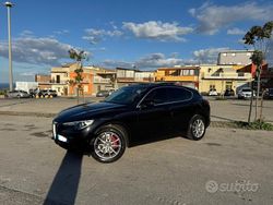 Nero Usata 2019 Alfa Romeo Stelvio Executive SUV | 25.000 € (Molto cara)