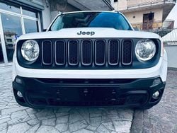 Alpine white Usata 2015 Jeep Renegade Trailhawk SUV | 15.900 € (Buon prezzo)