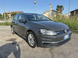 Grigio Usata 2020 VW Golf VIII Business Tre volumi | 14.490 € (Super prezzo)