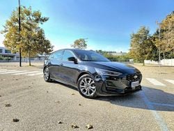 Nero Usata 2023 Ford Focus ST-Line X Tre volumi | 22.000 € (Cara)
