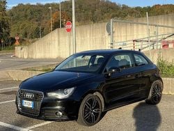Nero Usata 2011 Audi A1 Attraction Tre volumi | 6000 € (Ottimo prezzo)