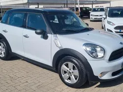 Bianco Usata 2016 Mini Cooper D Countryman Business SUV | 7500 € (Super prezzo)