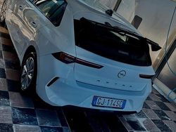 Bianco Usata 2022 Opel Astra Elegance Tre volumi | 16.500 € (Buon prezzo)