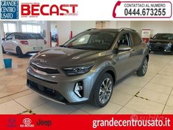 Rosso metallizzato Usata 2023 Kia Stonic Style SUV | 21.600 € (Molto cara)