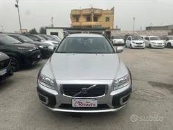 Grigio(met.) Usata 2008 Volvo XC70 Summum SUV | 4900 € (Buon prezzo)