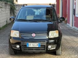 Nero Usata 2010 Fiat Panda Climbing Tre volumi | 4500 € (Buon prezzo)