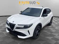 Bianco Nuova 2025 Alfa Romeo Junior Edizione Speciale SUV | 29.730 € (Buon prezzo)