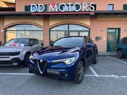 Blu/azzurro Usata 2017 Alfa Romeo Stelvio SUV | 15.900 € (Buon prezzo)