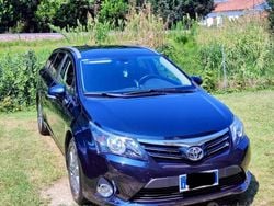 Nero Usata 2013 Toyota Avensis Station wagon | 6200 € (Buon prezzo)