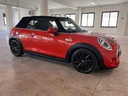 Usata 2019 Mini Cooper Cabriolet Cabrio | 18.900 €