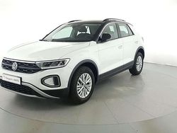 Bianco / tetto nero Usata 2022 VW T-Roc Life SUV | 21.800 € (Buon prezzo)