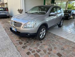 Grigio Usata 2009 Nissan Qashqai Visia SUV | 4600 € (Cara)