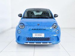 877 Usata 2023 Abarth 500e Turismo Due volumi | 33.500 € (Buon prezzo)