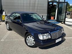 Blu Usata 1997 Mercedes E320 Cabrio | 23.500 €