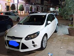 Bianco Usata 2011 Ford Focus Tre volumi | 4000 € (Ottimo prezzo)