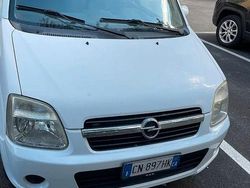 Bianco Usata 2004 Opel Agila Tre volumi | 3500 €