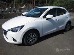 Bianco Usata 2018 Mazda 2 Tre volumi | 7900 € (Buon prezzo)