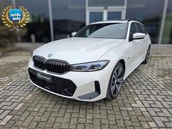 Bianco Usata 2023 BMW 330e M Sport Station wagon | 43.800 € (Cara)