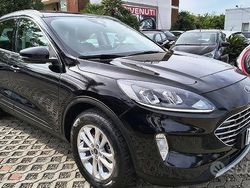 Nero Usata 2021 Ford Kuga Titanium SUV | 16.000 € (Ottimo prezzo)