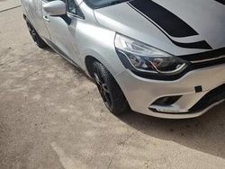 Grigio Usata 2018 Renault Clio IV Due volumi | 8800 € (Ottimo prezzo)