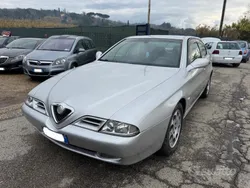 Argento Usata 2002 Alfa Romeo 166 Distinctive Tre volumi | 2200 € (Buon prezzo)