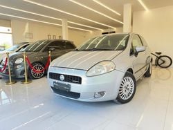 Grigio Usata 2007 Fiat Grande Punto Active Due volumi | 2900 € (Buon prezzo)