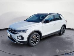Usata 2024 VW T-Roc Style SUV | 27.800 € (Cara)